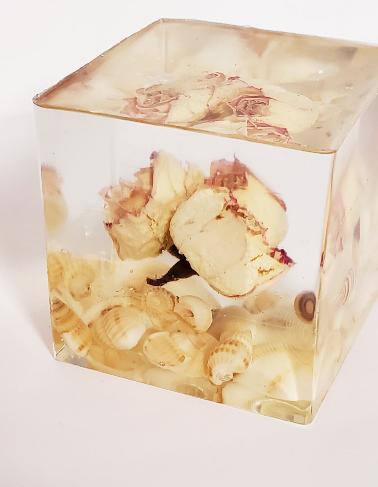 Handcrafted 2x2 cubed roses